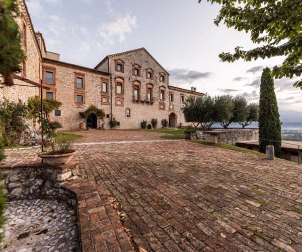 Abbazia di San Pastore